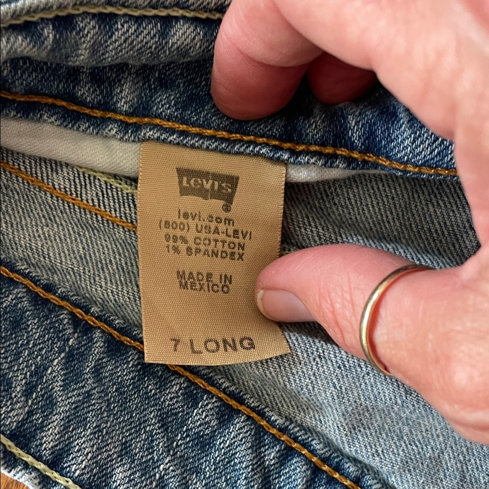 Levi's Ladies 518 Super Low Boot Cut Light Blue Jeans - Picture 8 of 13